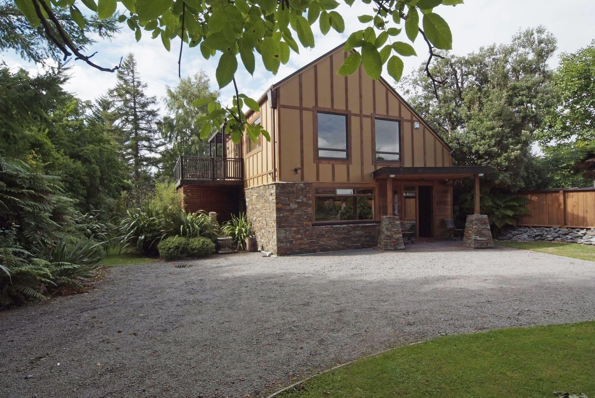 Turangi Trout Lodge Exteriér fotografie